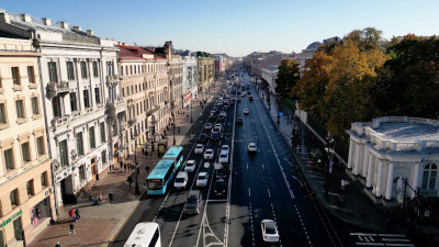Александр Беглов поздравил петербуржцев с Днём рождения Невского проспекта