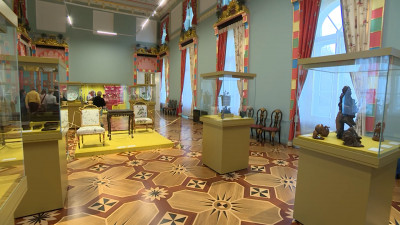 Интерьеры Екатерины II: прошла экскурсия в Зубовском флигеле Царского села в рамках фестиваля «Друзья Петербурга»