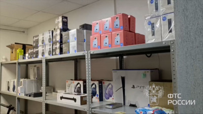 Фены, пылесосы, игровые приставки: в петербургском магазине нашли партию «серой» электроники на 16 млн рублей