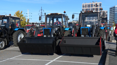 70 машин наготове: в Московском районе проверили готовность коммунальной техники к зиме