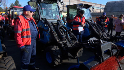 В Петербурге ветеран СВО осваивает мирную профессию механизатора
