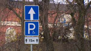 Парковки в центре для маломобильных горожан