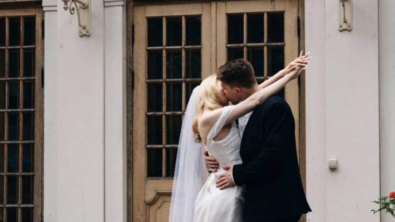 Суд в Петербурге запретил два сайта с предложениями о заключении фиктивных браков - tvspb.ru