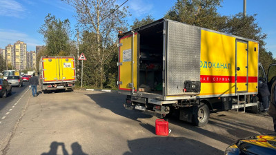 «Водоканал» остановил потоп на Советском проспекте в Усть-Славянке