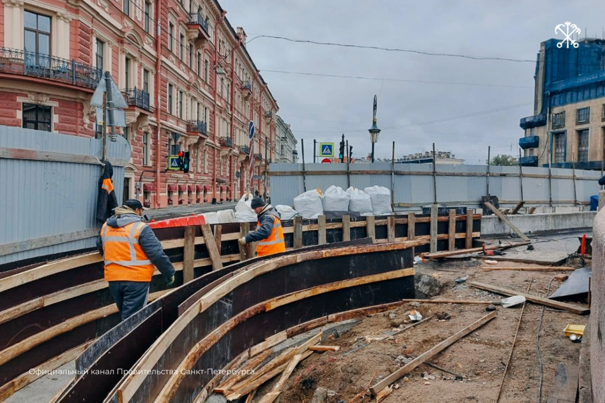 Ремонт Фонарного моста через Мойку завершится до конца года - tvspb.ru