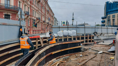 Ремонт Фонарного моста через Мойку завершится до конца года
