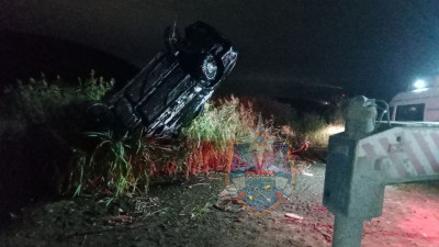 Спасатели подняли из карьера в Ленобласти машину с телом водителя