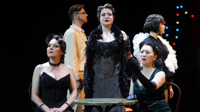 2 октября в театре «Зазеркалье» пройдет премьера спектакля «Игра в классики»