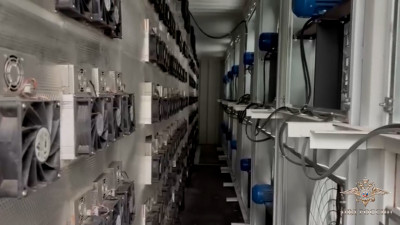 Полиция Петербурга раскрыла сеть подпольных майнинг-ферм