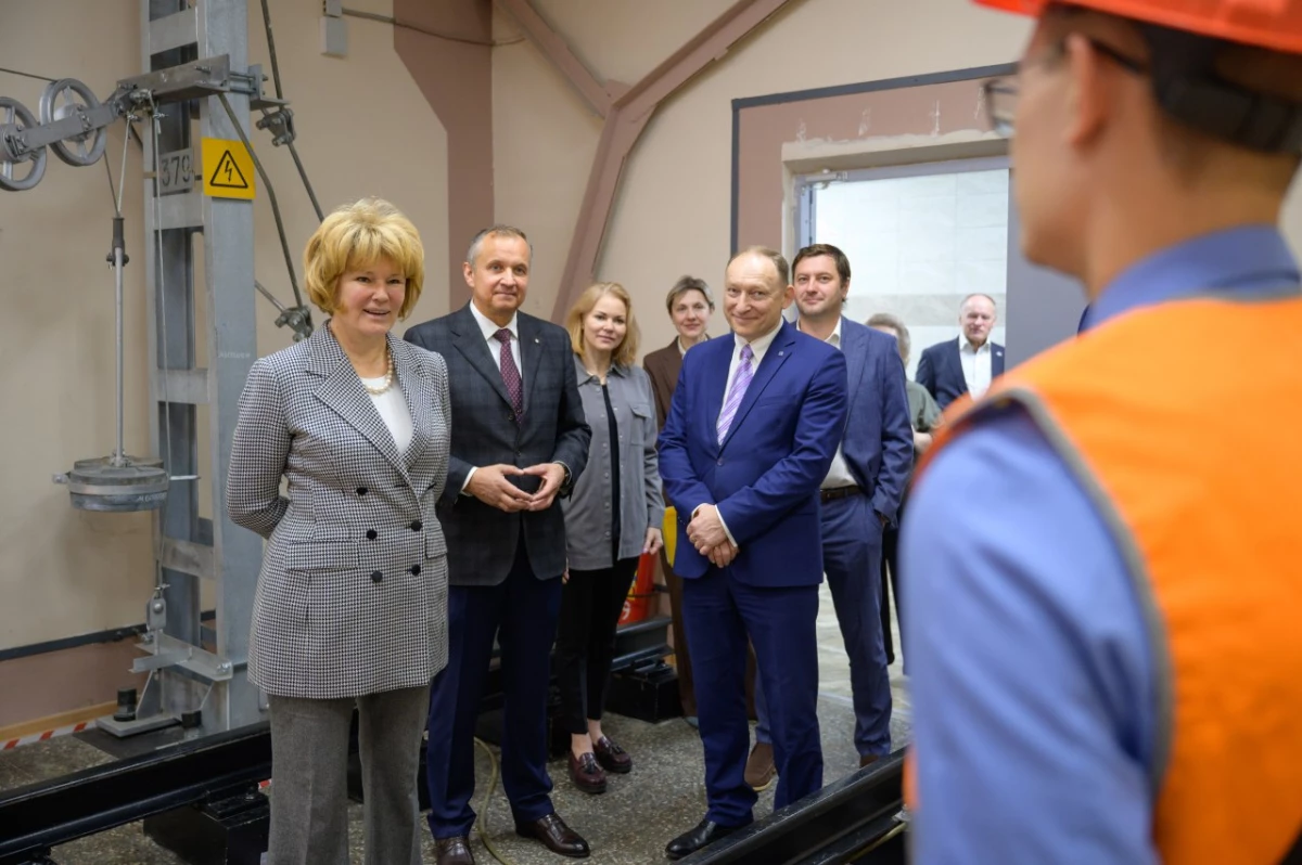 В Петербурге обсудили стратегию подготовки и закрепления кадров для метрополитена - tvspb.ru