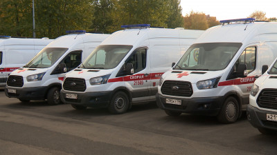 Александр Беглов: По приоритетному проекту «Здоровье петербуржцев» город получит до конца года 100 новых автомобилей «Скорой помощи»
