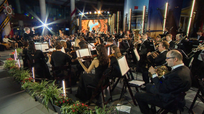 185-летие Чайковского и семилетие Невской ратуши отметили концертом Губернаторского оркестра