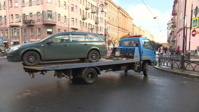 В центре Петербурга искали машины с «закрытыми» номерами
