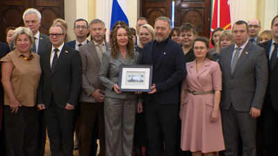 Проект бюджета Петербурга на ближайшие три года внесли в Законодательное Собрание