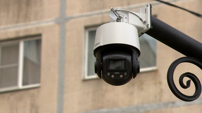 На детских площадках Петербурга за безопасность отвечает нейросетевой комплекс «Безопасный город»: как ИИ оберегает наш покой