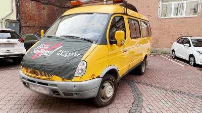 Петербургское отделение «Народного фронта» передало очередной автомобиль в зону СВО