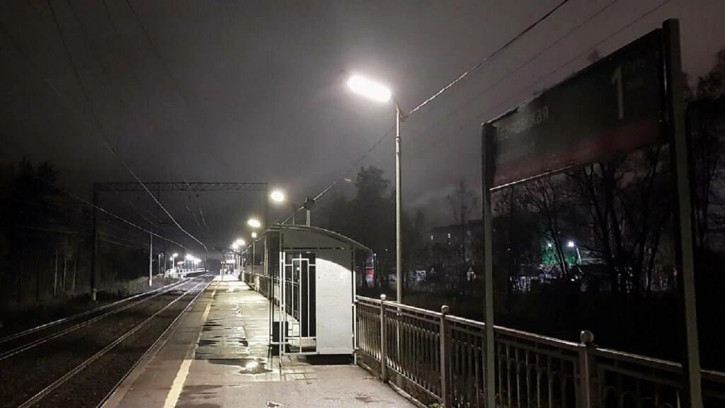 На станции Ивановская девушка погибла под колёсами электрички - tvspb.ru