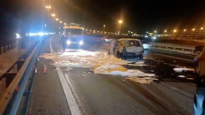 Горящий автомобиль на КАД создал пробку в 4 километра