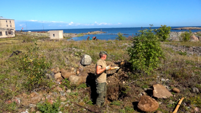 Как на островах Финского залива восстанавливают летопись сражений Великой Отечественной войны