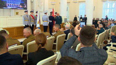 Александр Беглов вручил госнаграды врачам, деятелям культуры, руководителям предприятий, работникам госорганов и участникам СВО