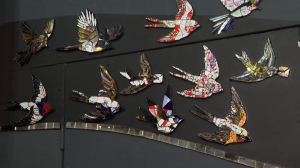 Международная мурмурация: в Бертгольд-центре вспорхнула сотня мозаичных птиц