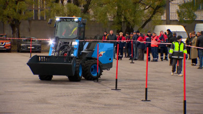 Городские службы выбирают лучших водителей уборочной техники