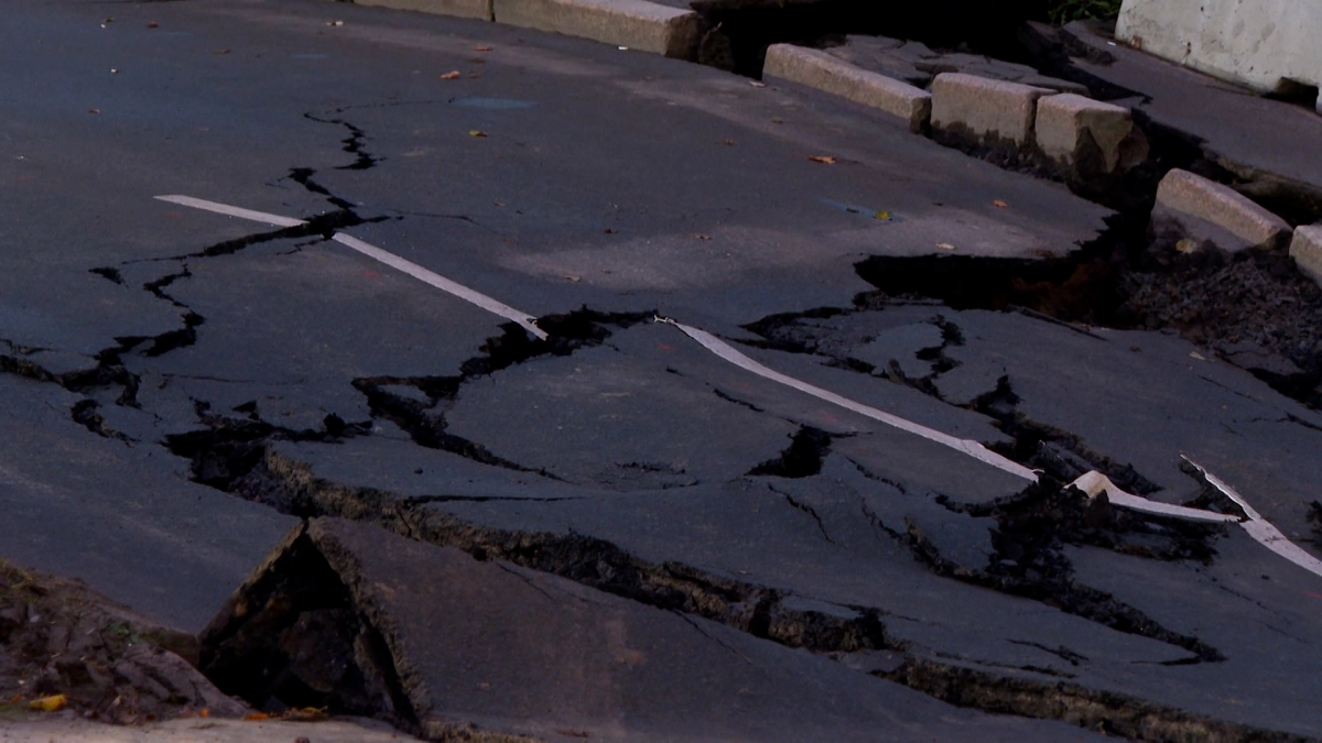 Прокуратура Санкт-Петербурга организовала проверку в связи с эвакуацией жильцов дома на Харченко - tvspb.ru