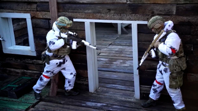 Александр Беглов поздравил бойцов спецназа с профессиональным праздником