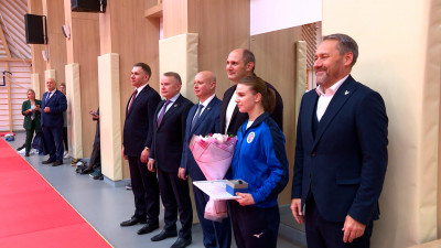 Александр Бельский наградил петербургских дзюдоистов, выигравших медали чемпионата России и первенства мира