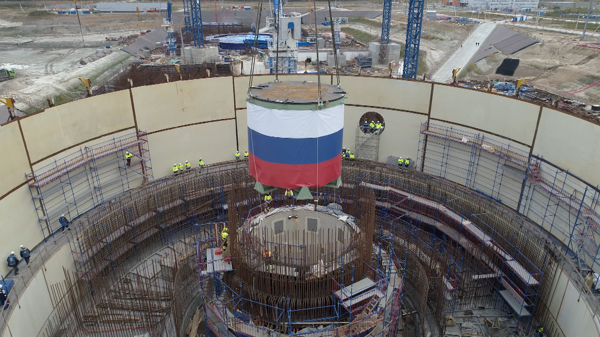 На Ленинградскую АЭС-2 доставили финальную ловушку расплава