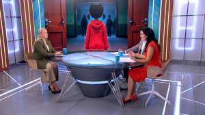 «Благородное шпионство» или максимальное доверие: с какого возраста ребёнок имеет право на личные границы