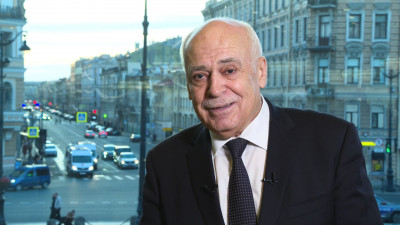 Народный артист России Николай Буров поздравил телеканал «Санкт-Петербург» с 15-летием