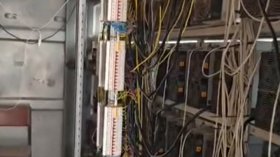 В Ленобласти полиция накрыла нелегальную майнинг-ферму, нанесшую ущерб в 1 млрд рублей