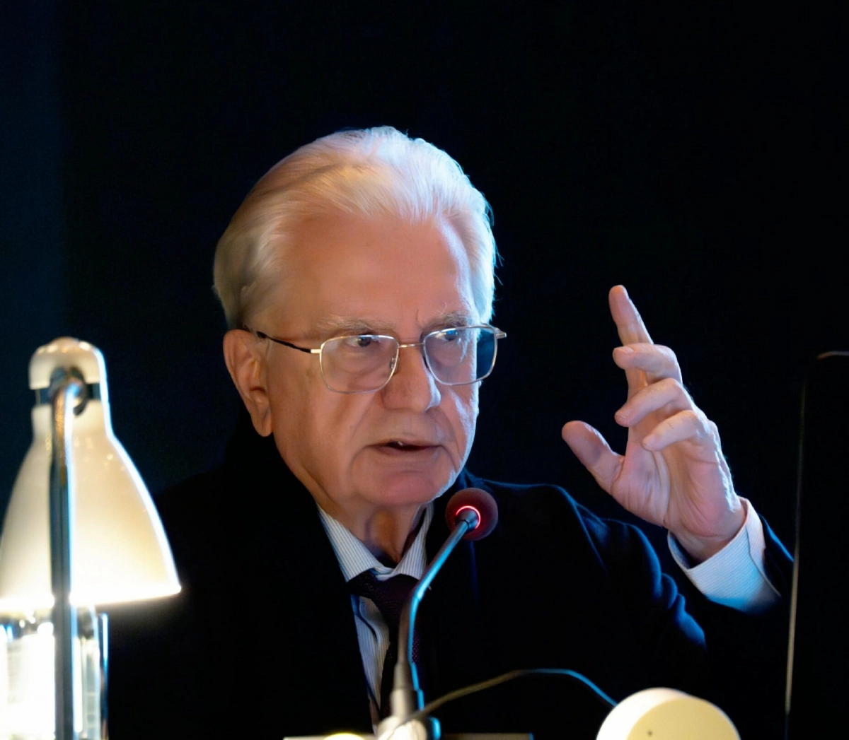 Михаил Пиотровский открыл программу «Университет. Культура и искусство стран Востока» - tvspb.ru