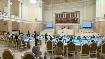 В Петербурге приняли новые меры поддержки студентов и ветеранов СВО