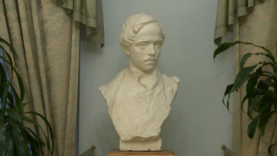 Петербург отпраздновал 211 лет со дня рождения Лермонтова выставками, лекциями и поэзией