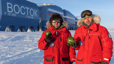 Урожай арбузов собрали полярники на антарктической станции «Восток»