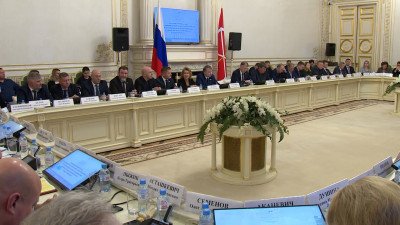 Госдума РФ одобрила 31 поправку от петербургского парламента, рассматривая законопроект о местном самоуправлении