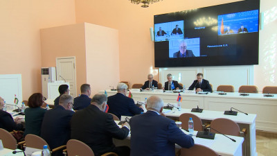 Страны СНГ разрабатывают единые правила для самокатов и мопедов