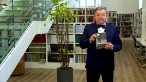 Обратите внимание. Имя историка, знатока Петербурга и  одного из организаторов экскурсионного дела в России Н.П.Анциферова на карте города