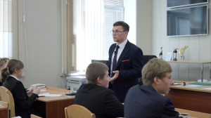 Петербургские портреты. Учитель физики академической гимназии № 56 им. М. Б. Пильдес Леонид Дедюха