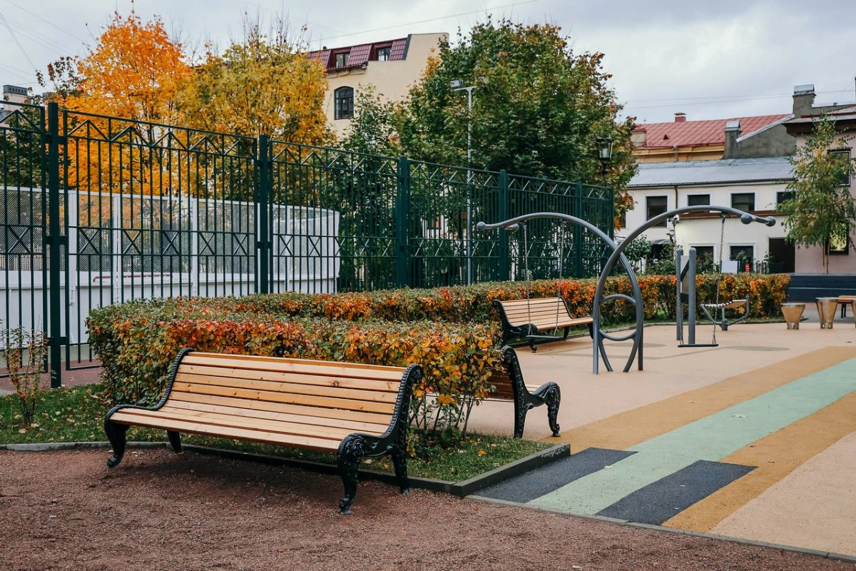 На Загородном проспекте обновили Джазовый сквер - tvspb.ru