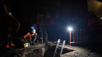 Александр Беглов: Начался монтаж шпунтового ограждения в зоне просадки на улице Харченко