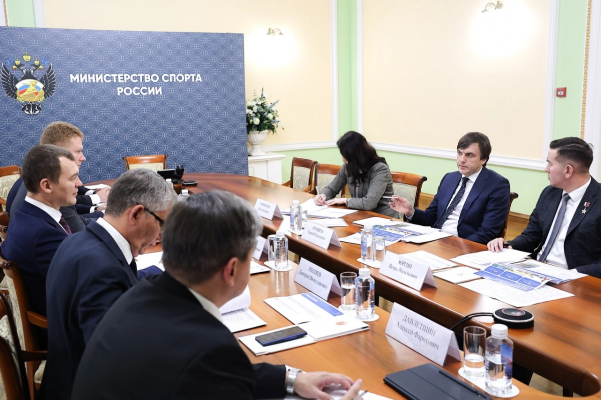 В школах на уроках физкультуры начнут заниматься фиджитал-спортом и лыжными гонками - tvspb.ru