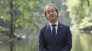 Нам 15 лет. Дирижёр, художественный руководитель Санкт-Петербургского государственного музыкального театра имени Ф. И. Шаляпина Фабио Мастранджело поздравляет Телеканал «Санкт-Петербург»