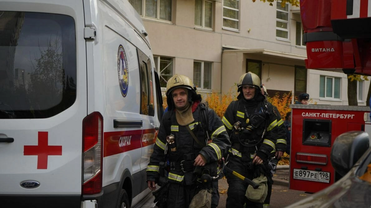 Стали известны подробности пожара на Наличной улице, где пострадали дети - tvspb.ru