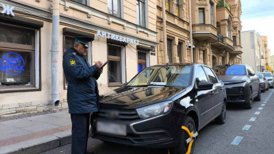 Петербуржец получил 2 млн рублей с управляющей компании за четыре потопа в квартире