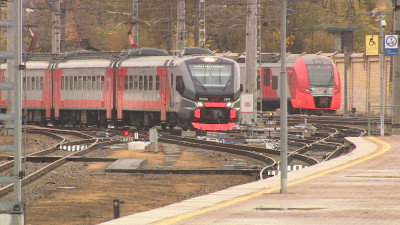 Комфорт по стандарту будущего: в Петербурге запустили новую электричку и станцию «Новая Лахта»