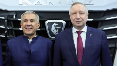 Александр Беглов и глава Татарстана Рустам Минниханов обсудили сотрудничество в сферах энергетики, промышленности и здравоохранения