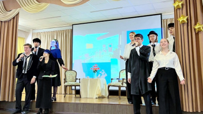 Александр Беглов: Благодаря проекту «Твой бюджет в школах» ребята из Колпинского района смогут изучать экономику и финансы в интерактивной форме